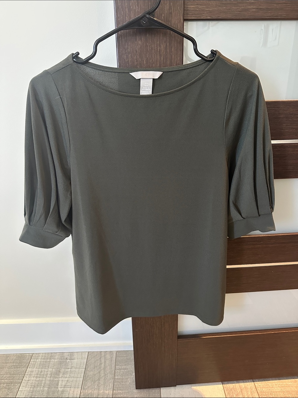 H&M Olive Puff-Sleeve Blouse